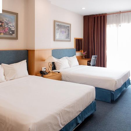 Viet Ha Hotel Ho Chi Minh-stad Buitenkant foto