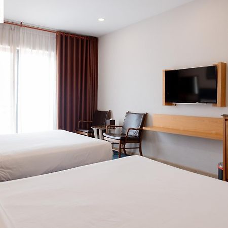 Viet Ha Hotel Ho Chi Minh-stad Buitenkant foto